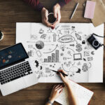 Co powinna zawierać strategia marketingowa małej firmy w 2025 roku?